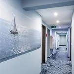 호텔 Am Fjord 2*